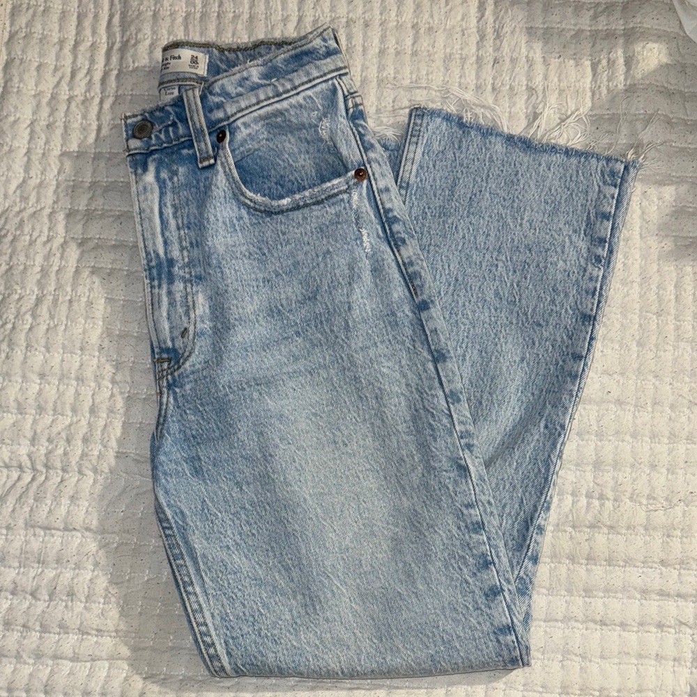 Abercrombie 90s Straight Ultra High Rise CURVE LOVE